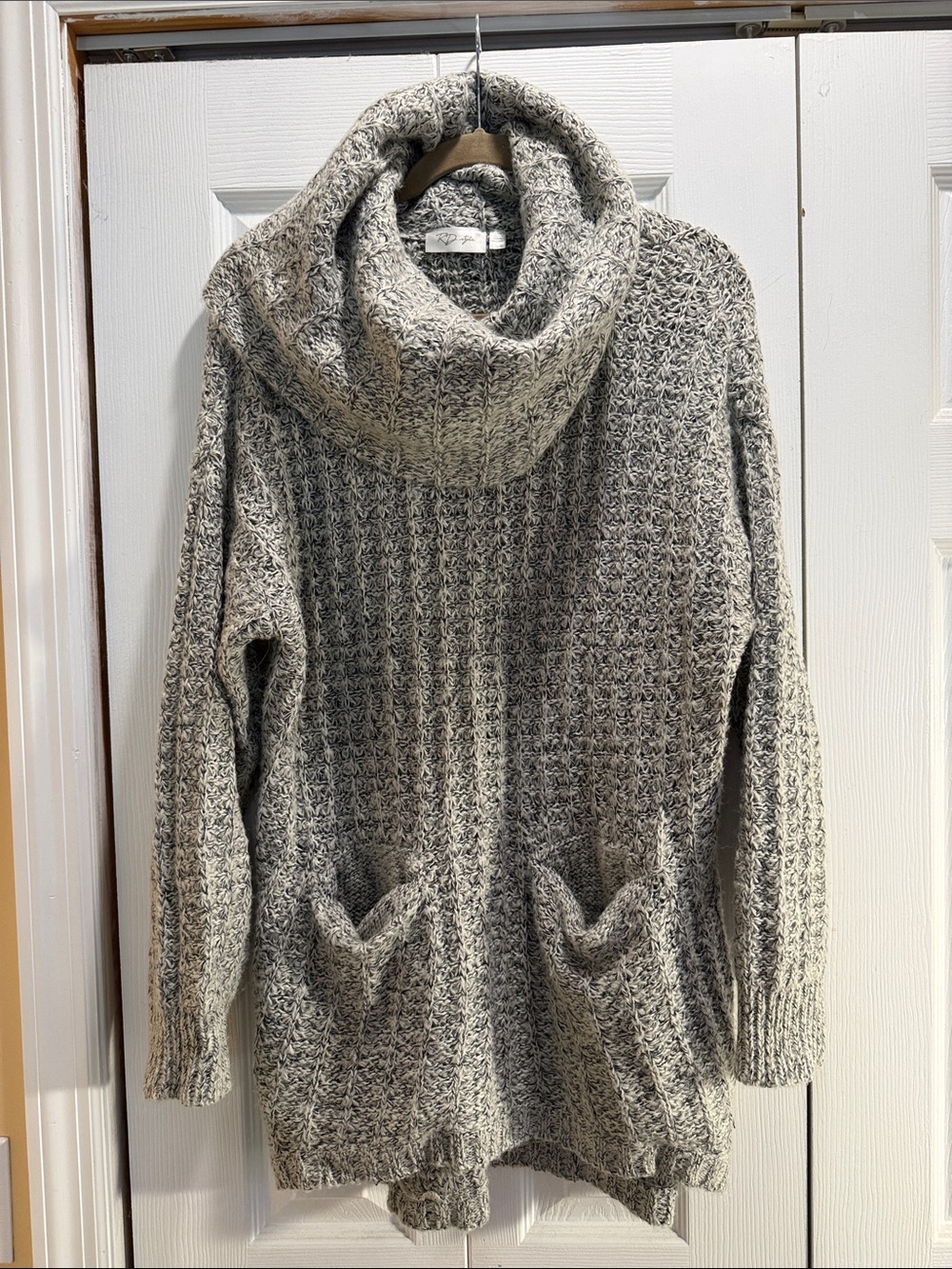 Marled Gray Cowl Neck Sweater Tunic by Unknown Brand